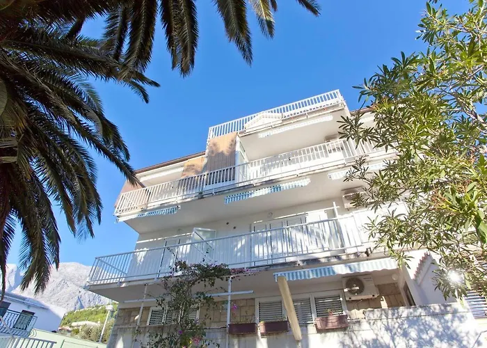 Apartments Marinko