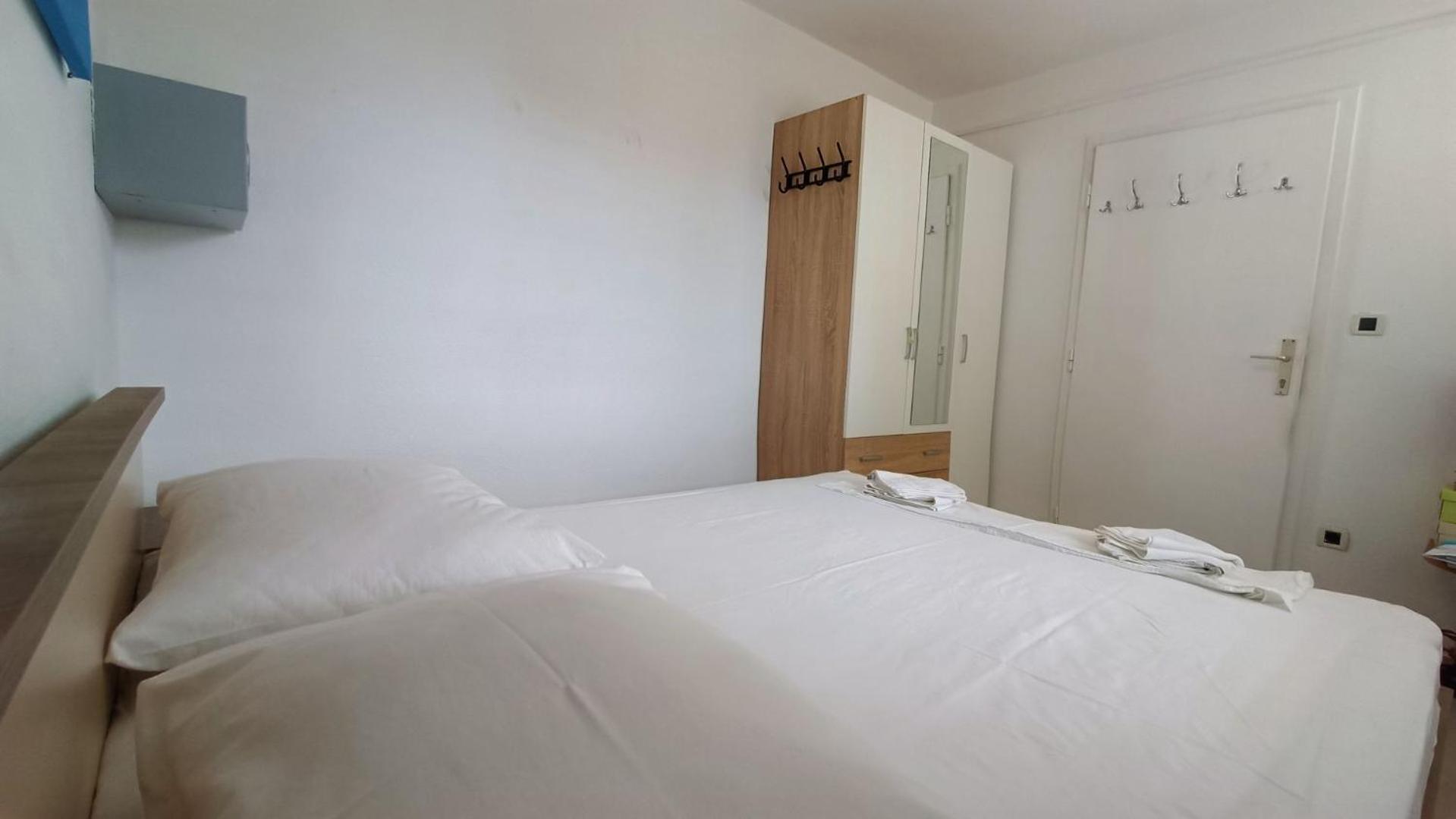 Apartment Apartments Marinko