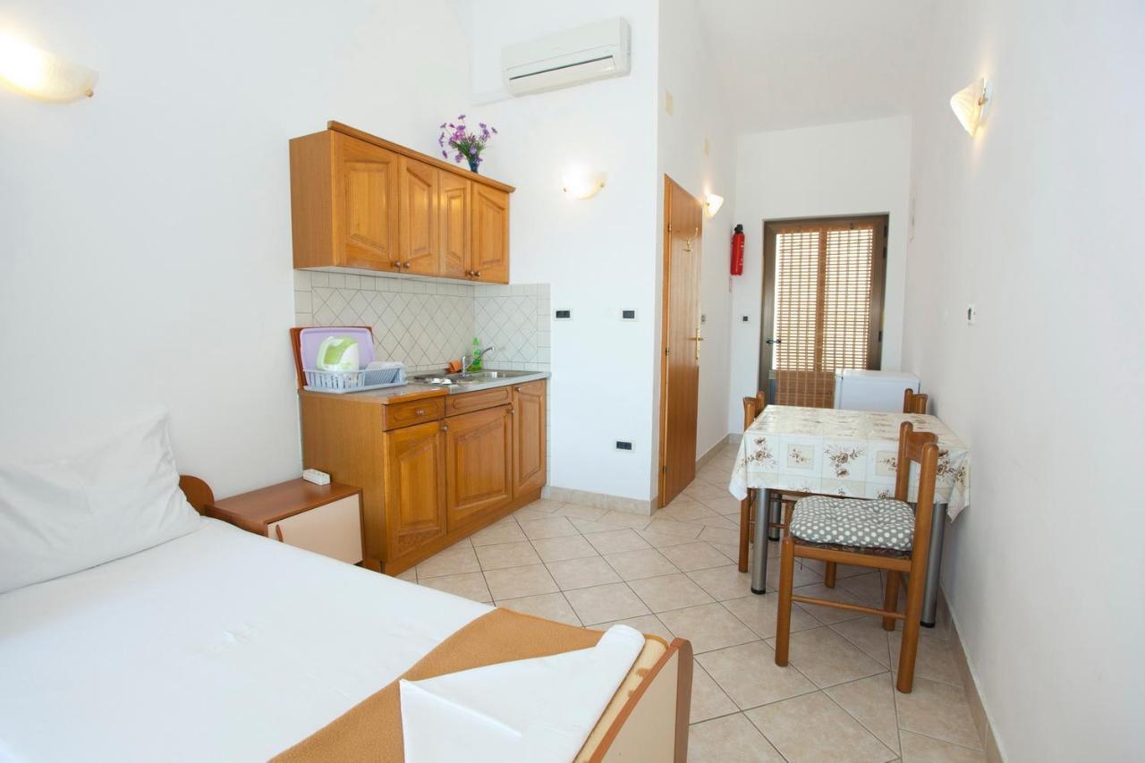 Apartments Marinko Apartment *