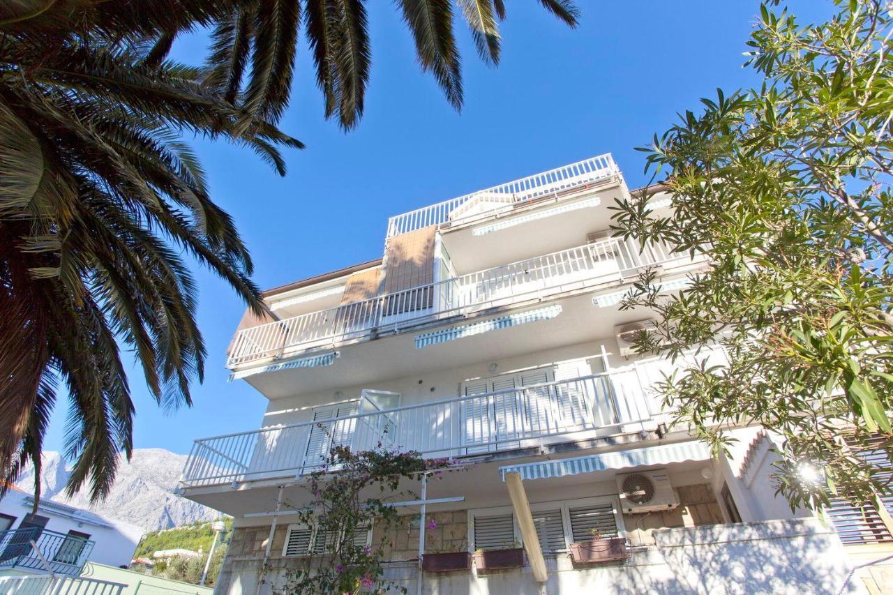Apartments Marinko Apartment Promajna